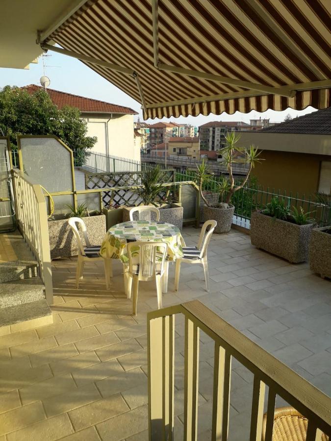 La Casa Di Corto Apartment Ventimiglia Exterior foto